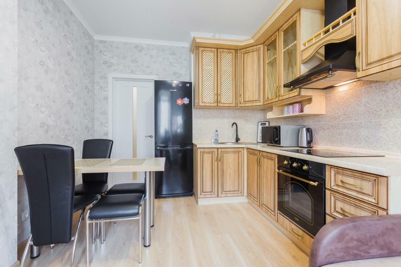 Business Class Apartment At Lomonosova Kiev Ngoại thất bức ảnh