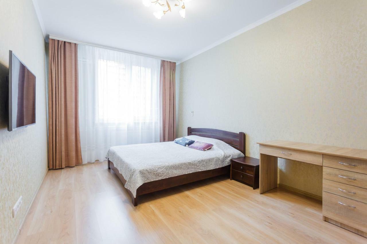 Business Class Apartment At Lomonosova Kiev Ngoại thất bức ảnh
